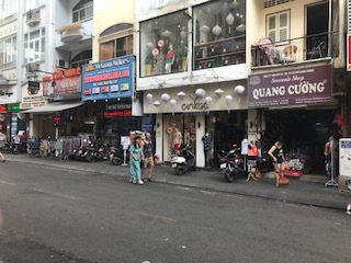 b0367786_23365447.jpeg