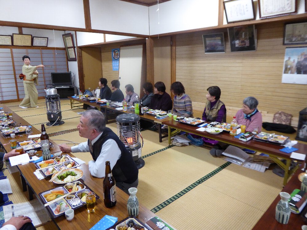 陀羅尼会の新年会_e0087201_21423863.jpg