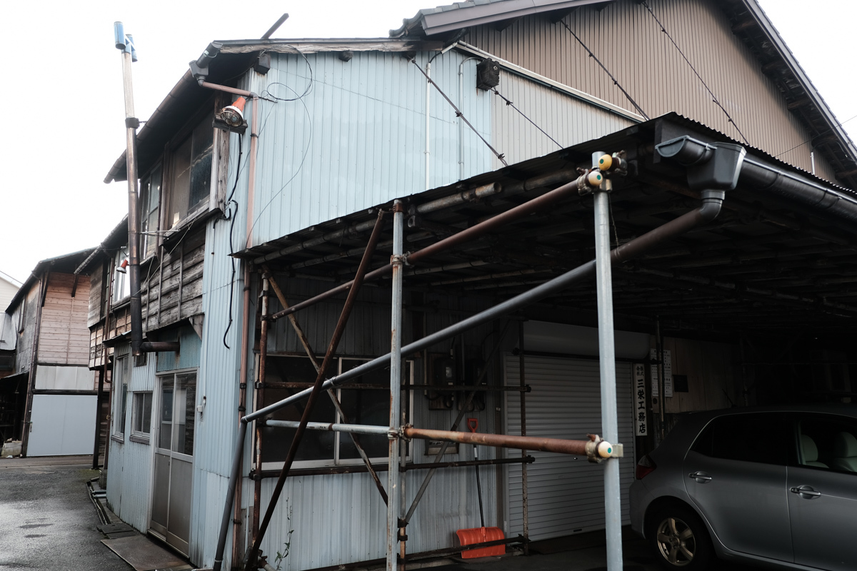越の旅路に~30 三条市四日町 その10_c0084666_11390288.jpg