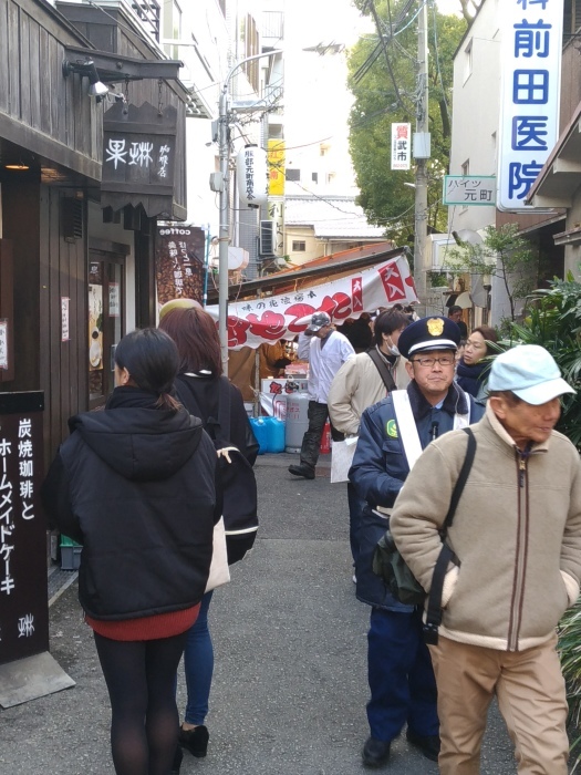 えべっさんの様子をどうぞ!!_c0167336_15024428.jpg