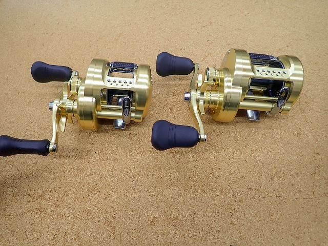 シマノ 18カルカッタコンクエスト300SHIMANO-