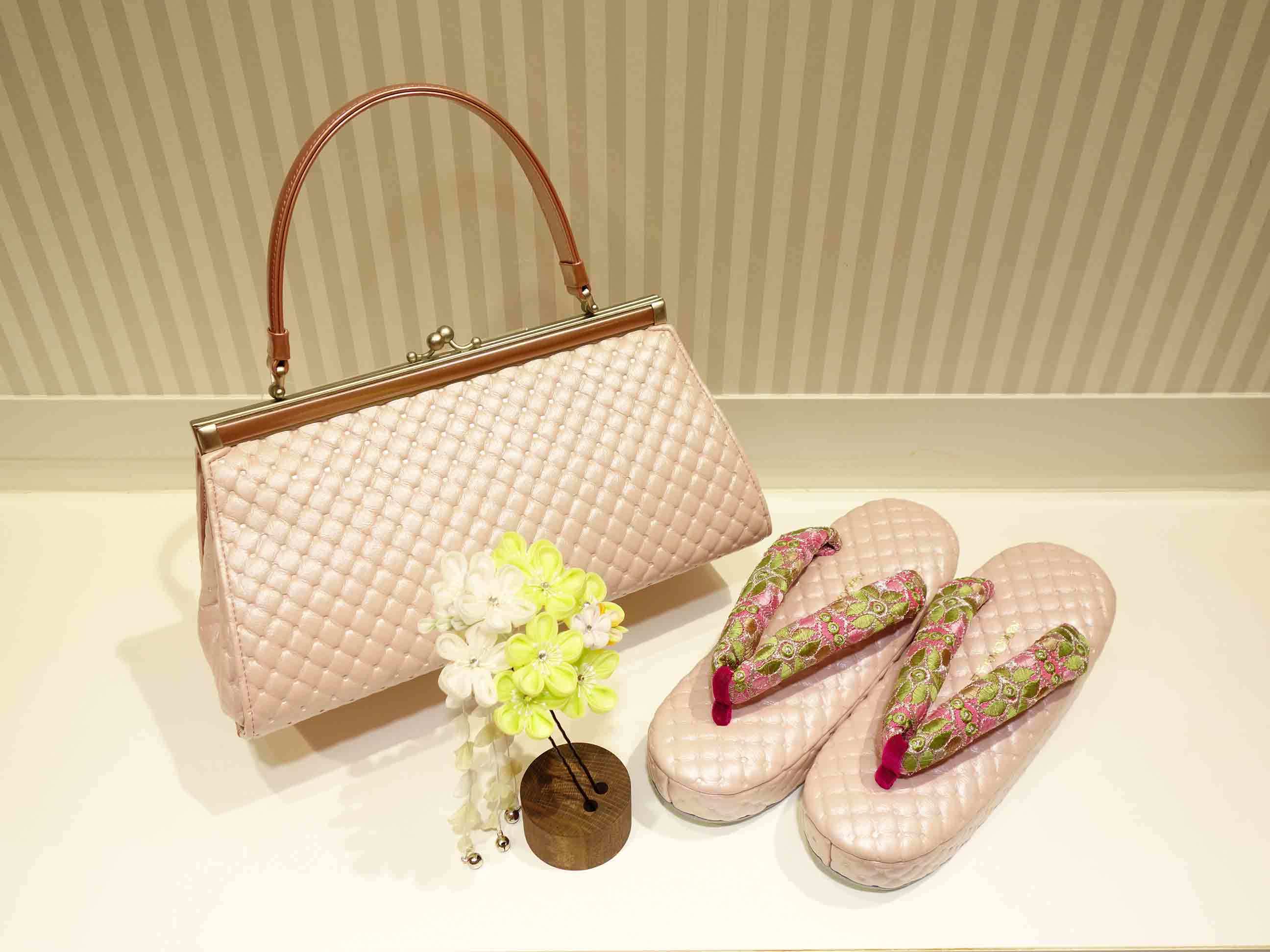コルク草履よりも軽い!ライト草履新入荷!_e0167832_16250713.jpg