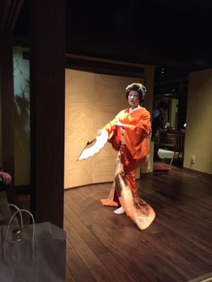渋谷で芸者さんと_d0136540_23065071.jpg