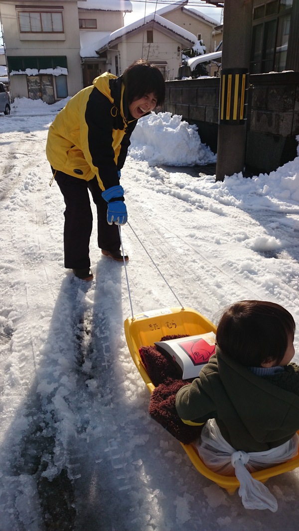 雪が降ると・・_d0180229_1457549.jpg