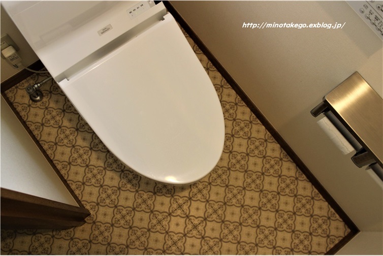 トイレ掃除で生活を見直す ~息子の神頼み~_e0343145_16385505.jpg