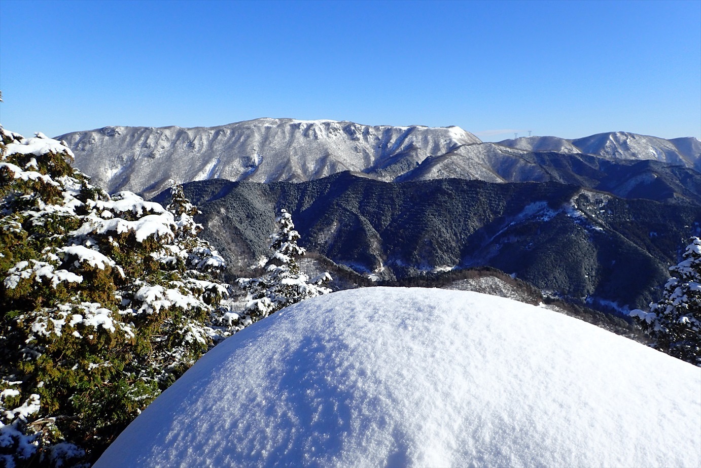 f0348933_16011570.jpg