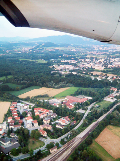 オーストリアの旅 ザルツブルク ウィーン KLM AirAlps Dornier328-110 2005年7月_f0117059_13455428.jpg