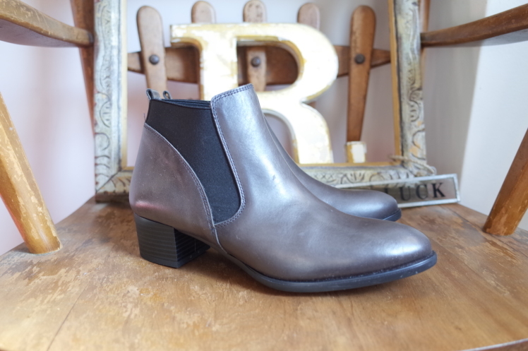 New year sale Pick Up!!☆Short boots☆☆_e0269968_11395630.jpg