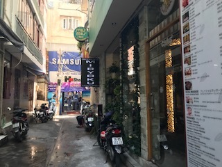 b0367786_23392880.jpeg