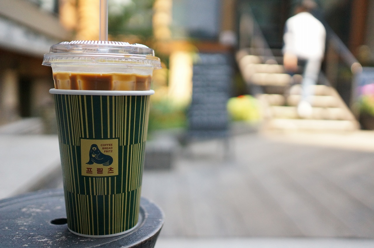 17 6 初夏のソウル Vol 4 食後のコーヒーは Fritz Coffee Company ホテルでお昼寝 新羅ステイ麻浦 晴れた朝には 改
