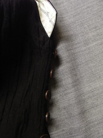 商品入荷のご案内 / victorians linen waistcoat_e0130546_15211934.jpg