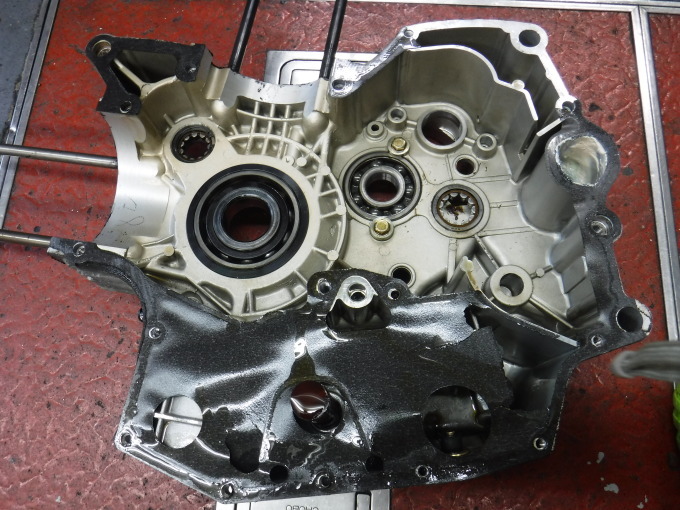 DUCATI M900 エンジンオーバーホール・・・その4_a0163159_21192690.jpg