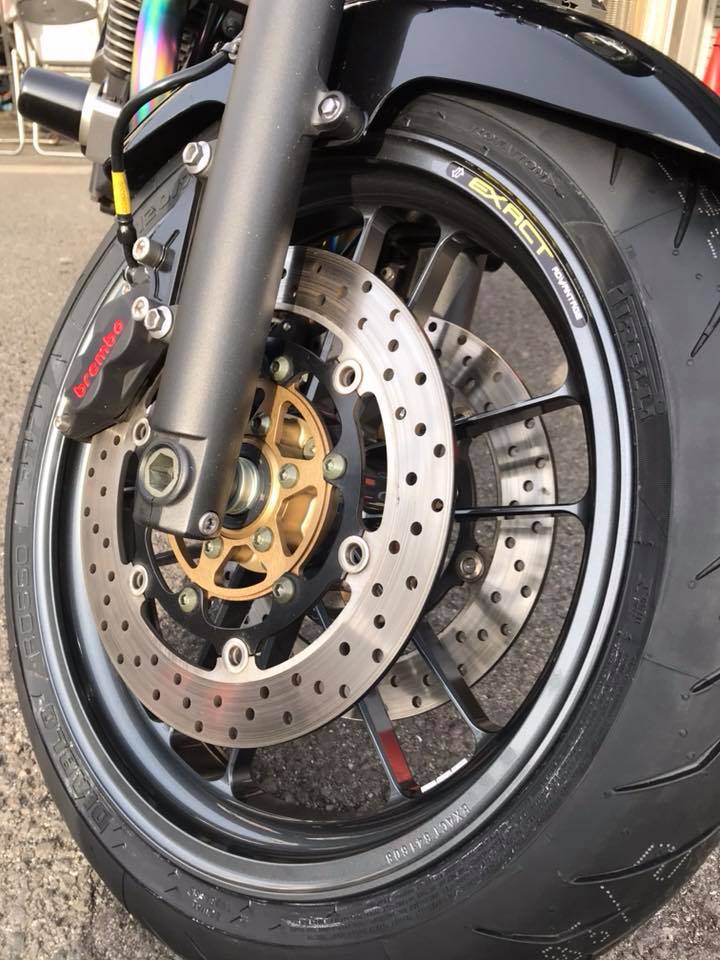 XJR1300ホイール交換_b0163075_08591947.jpg