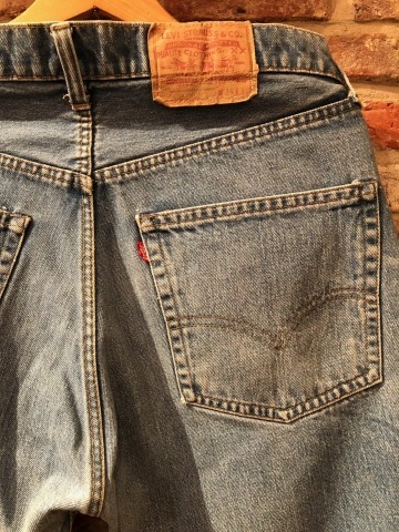 1980s \" Levi\'s - RED tab - \" 505 - 0217 model - chain stitch - VINTAGE DENIM PANTS ._d0172088_21334333.jpg