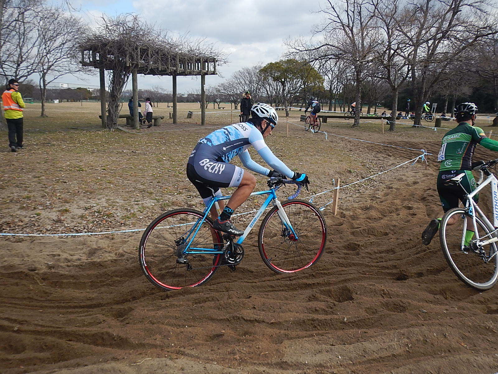 みなと堺グリーン広場 自転車