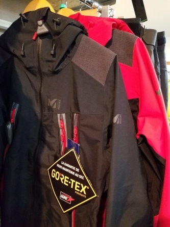 17‐18秋冬モデルアウトレット!!!