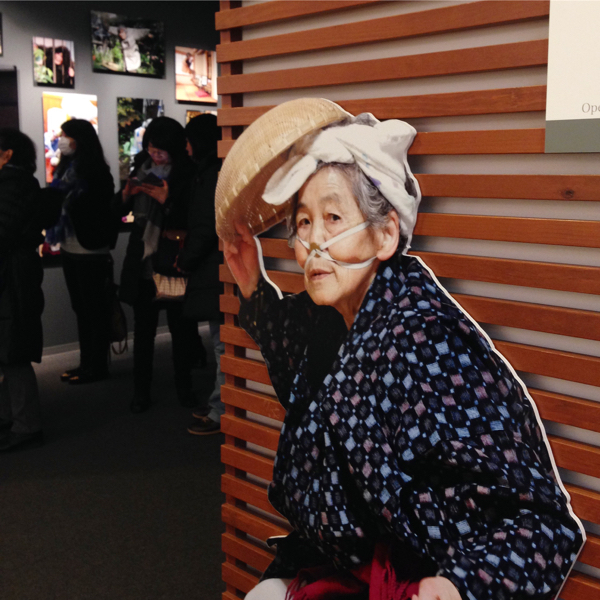 西本喜美子さんの写真展がめっちゃパワフル_c0060143_23235430.jpg