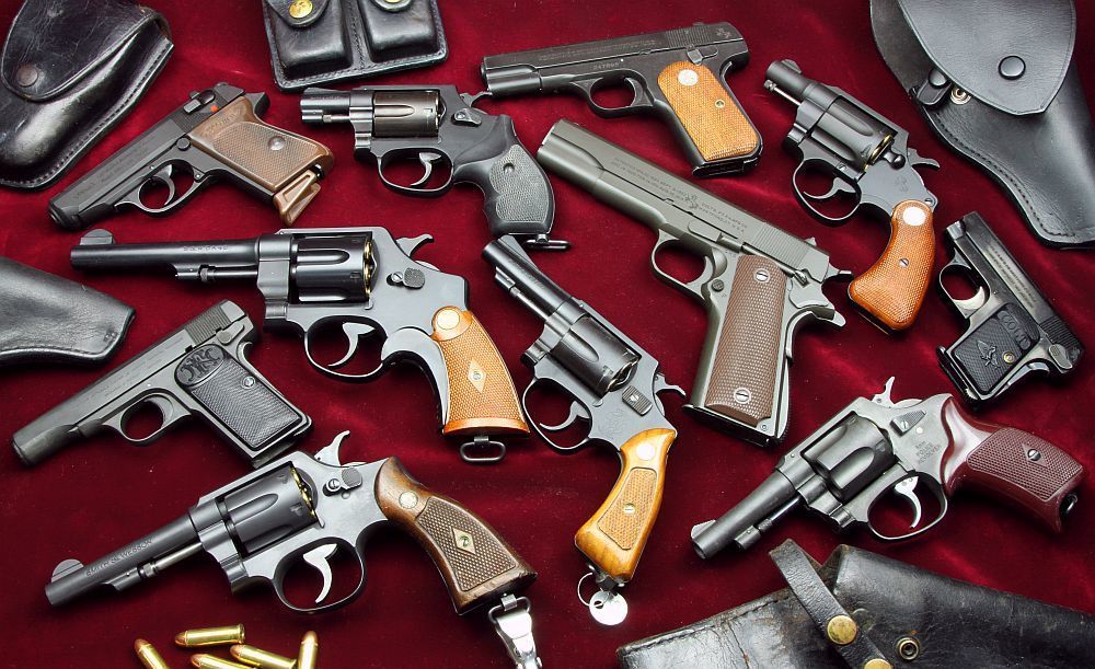 日本警察御用達けん銃 : 日本警察御用達けん銃 :