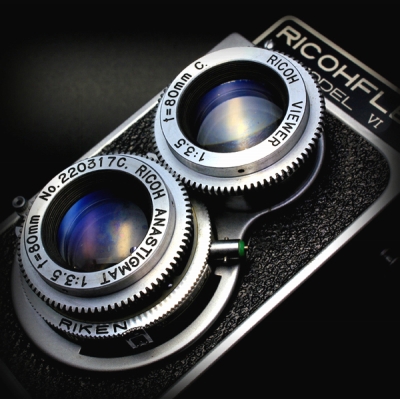 ※ 古いカメラ が好きです [４１]　RICOHFLEX MODEL Ⅵ  1953_d0353401_21392594.jpg