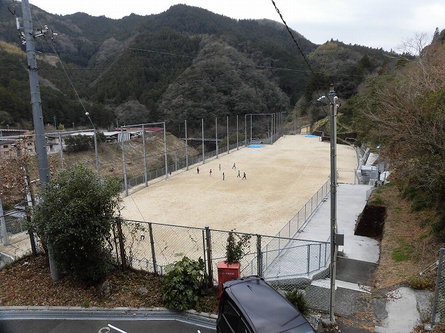 「わざわざ通わせたくなる中山間の学校」 9年制の「高知市立義務教育学校土佐山学舎」_f0141310_10084734.jpg