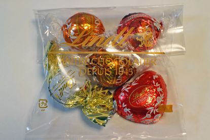 リンツ チョコレート さん 広島駅 さくらの香り２