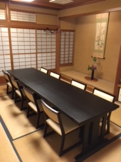 ご予約の個室で椅子席を導入しました!!_a0217348_20585018.jpeg