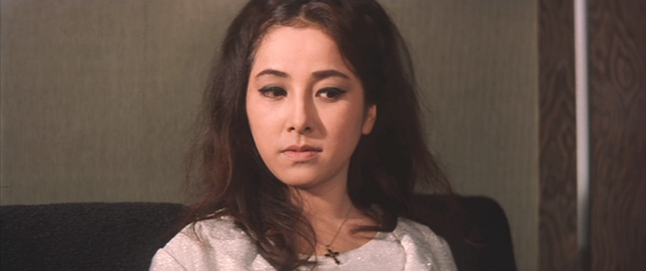 富士真奈美（Manami Fuji）「黒い賭博師」（1965）其の弐_e0042361_15360500.jpg