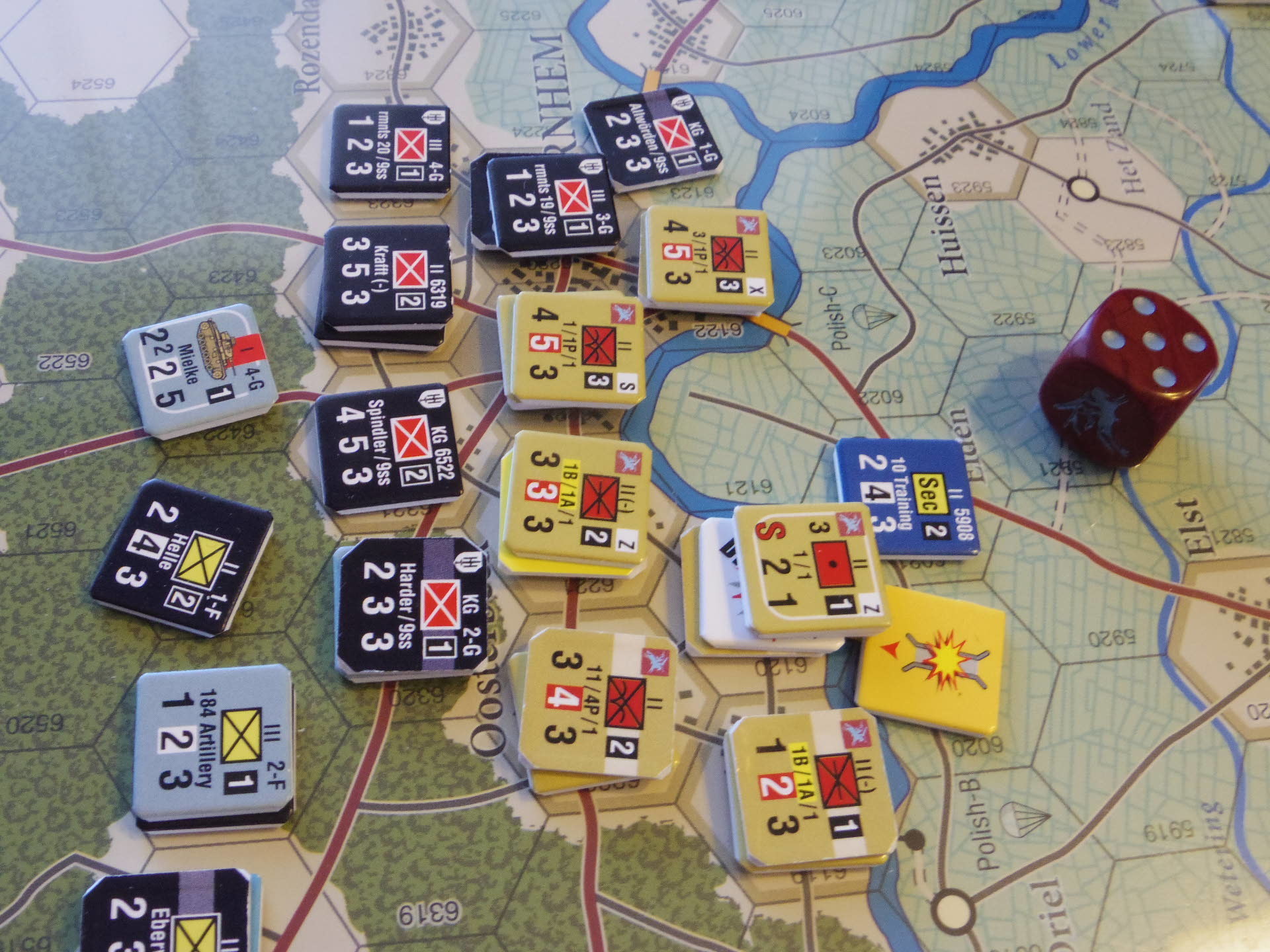 ５人で(GMT)Holland ‘44：Operation Market-Gardenその➋_b0173672_05403224.jpg