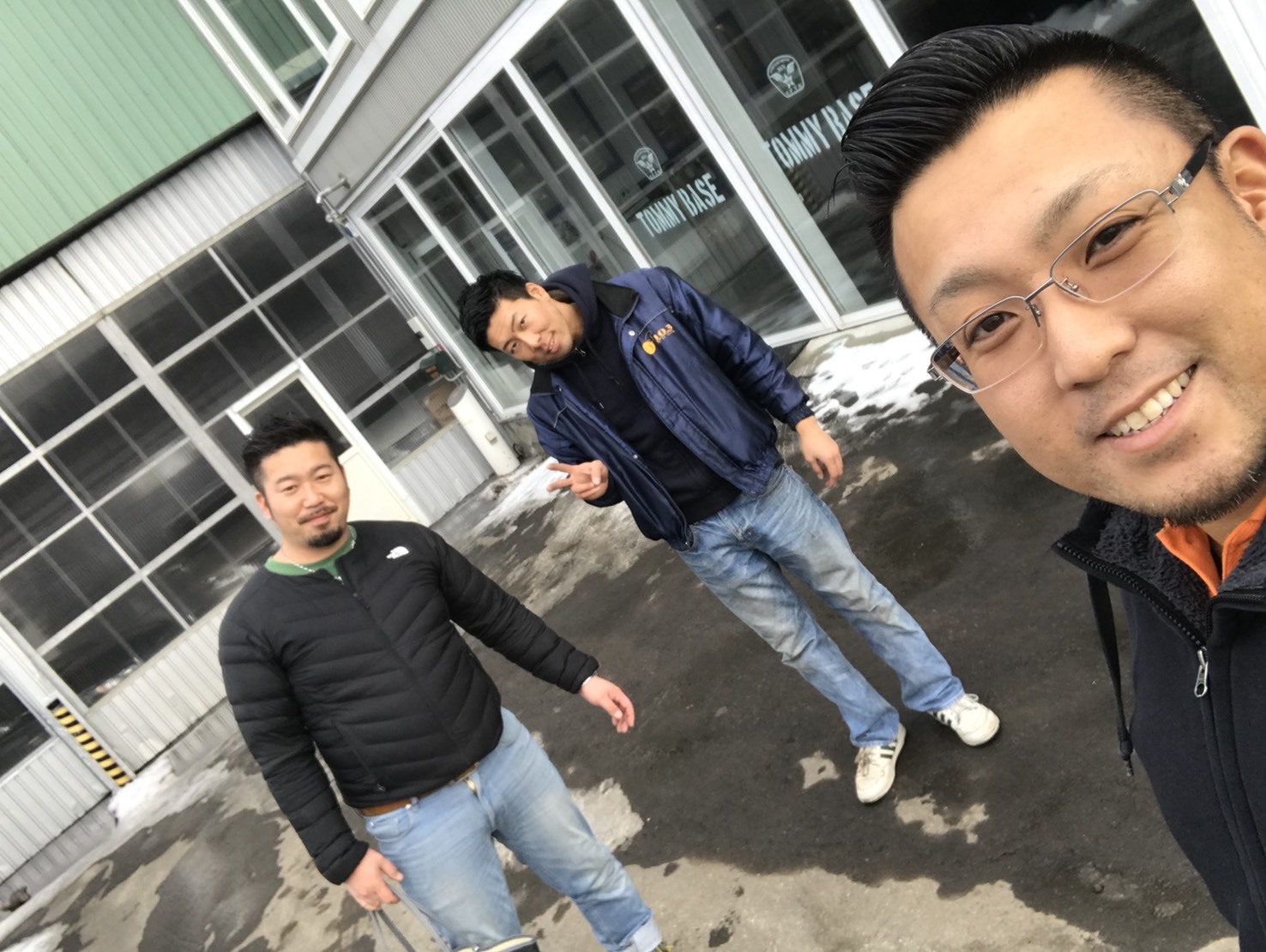 1月19日(金)トミーベース カスタムブログ☆LS460 ハマー マジェスタ多数取り揃え☆WALDのホイルも☆_b0127002_12273472.jpg