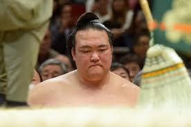横綱稀勢の里の休場に思う 源町19番地