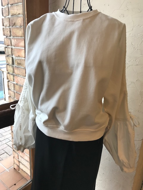 ☆新作の洋服入荷しました☆_a0143711_17554558.jpg