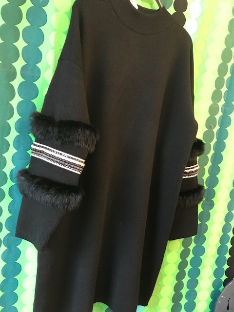 ☆新作の洋服入荷しました☆_a0143711_17561584.jpg