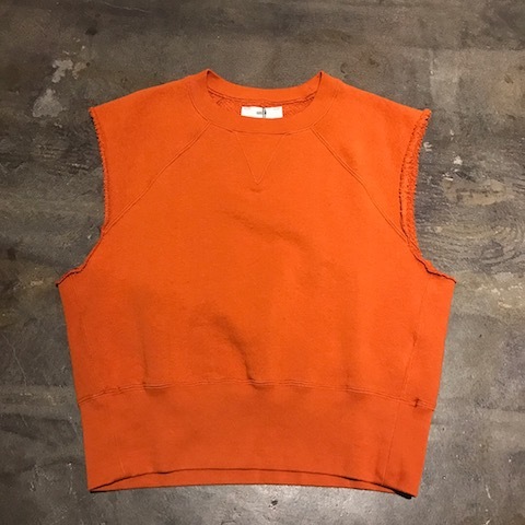 ノースリーブのスウェット_d0364239_19224988.jpg