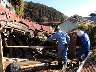 f0326399_17033893.jpg