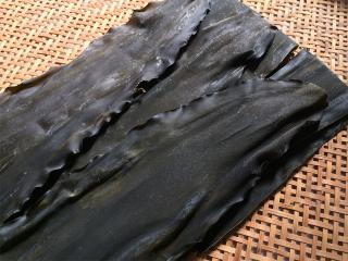 お鍋の季節に極上一番だしぽん酢『臣城』はいかがですか?大好評発売中!!_a0254656_16470222.jpg