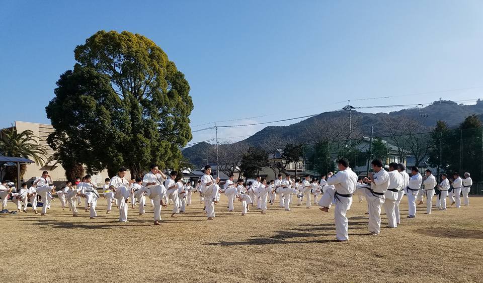 2018年 新極真会 三好道場寒稽古（冬季合宿）感動のうちに無事終了出来ました。_c0186691_15251469.jpg