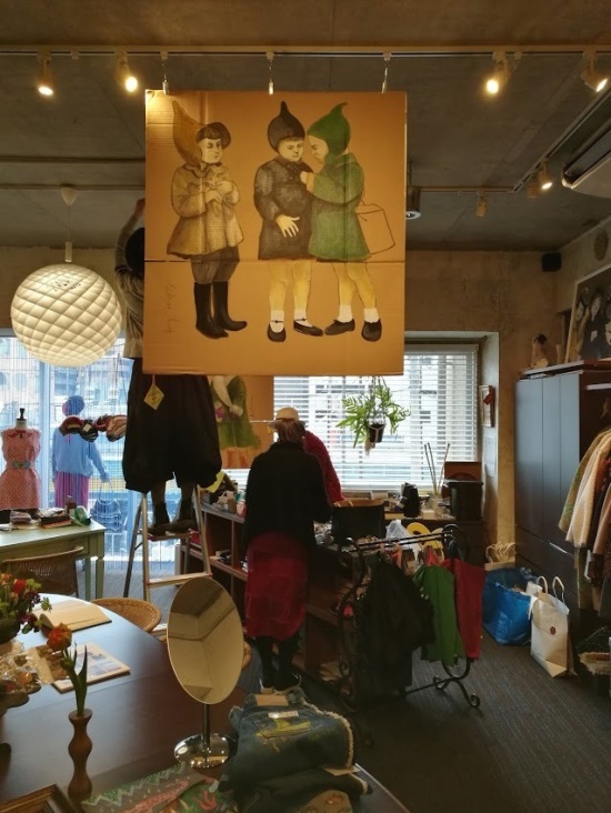 LikeiArt Fashion Month Exhibition 開催中 @ Class.Salon その1_c0114110_00033001.jpg