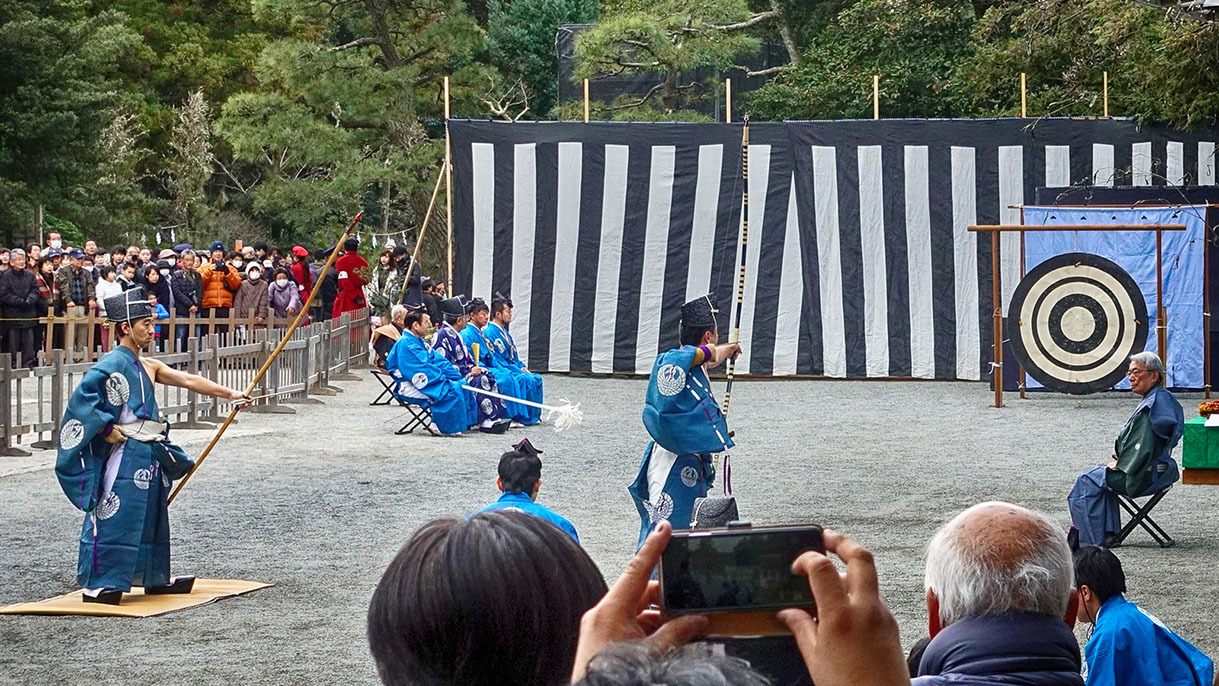 鶴岡八幡宮の除魔神事_b0145398_23042646.jpg