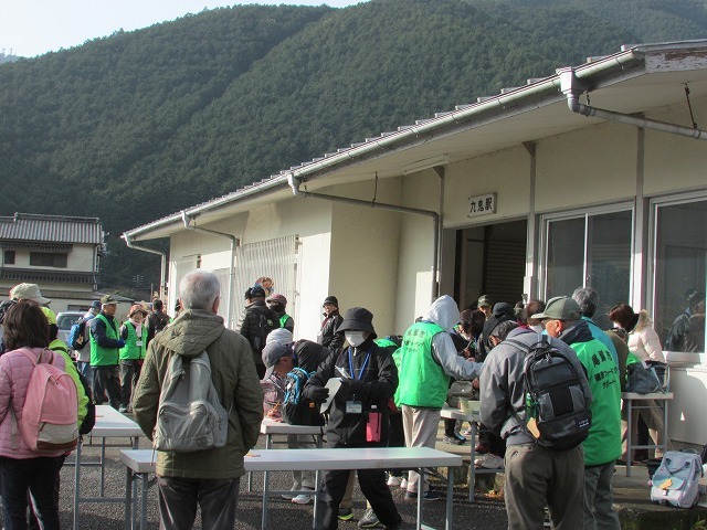 健康ウォーク(九鬼駅~早田往復)に参加_e0321325_15581370.jpg