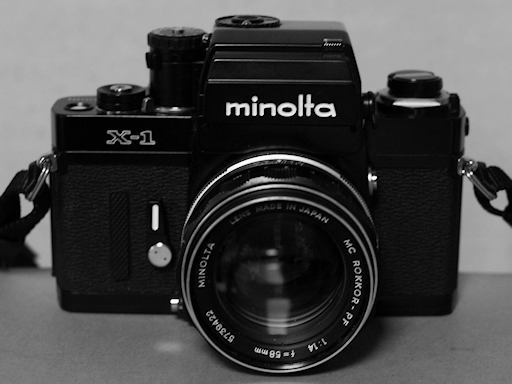 MINOLTA X-1