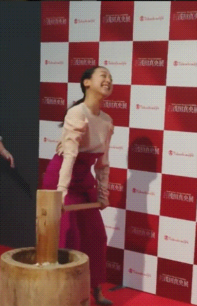 e0199691_00355953.gif