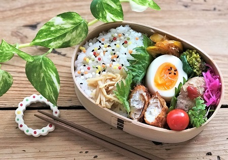 お弁当 と 寒い日には粕汁!_d0249193_21041776.jpg