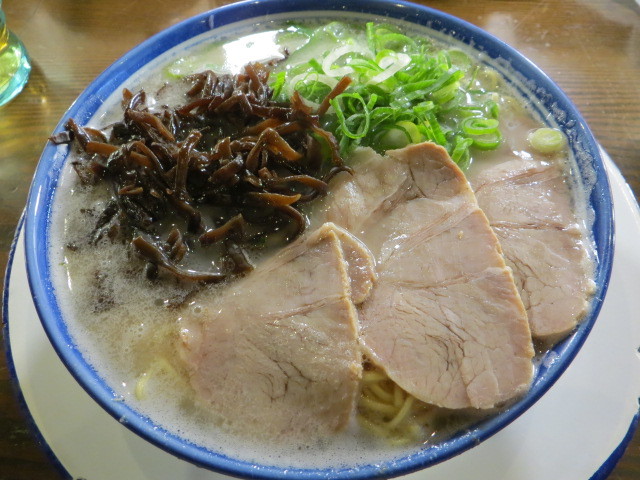 博多ラーメン しばらく 日本橋店　　　☆☆☆☆_a0100919_17374630.jpg