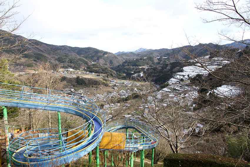 つるぎ町半田、「於安パーク」と「於安御前」♪_d0058941_20294902.jpg