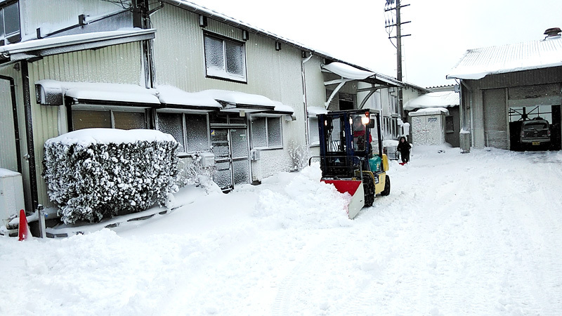 最強寒波で除雪の日々_d0358642_08420824.jpg