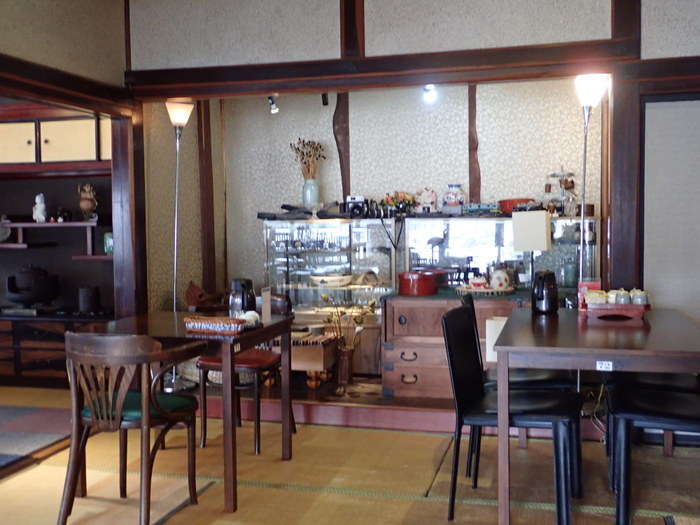 古民家カッフェ「一葉」で、ランチ_c0116915_23514060.jpg