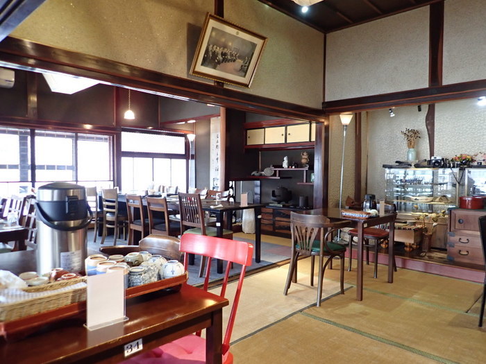 古民家カッフェ「一葉」で、ランチ_c0116915_23524571.jpg