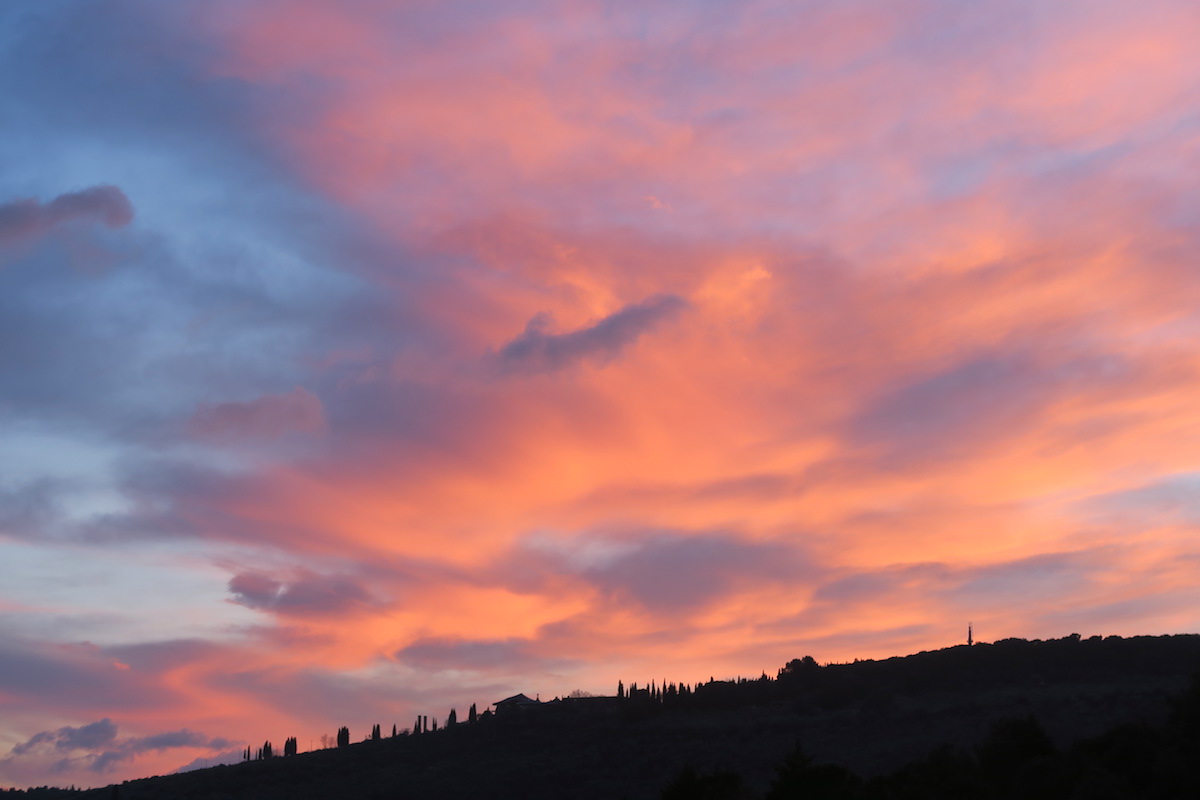 夕焼けがきれい冬の日長くなる イタリア写真草子 Fotoblog Da Perugia