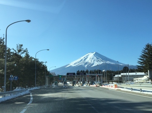 真冬の富士山ドライブ 1 北口本宮冨士浅間神社と河口浅間神社 散歩ガイド 真冬の富士山ドライブ 1 北口本宮冨士浅間神社と河口浅間神社 散歩ガイド