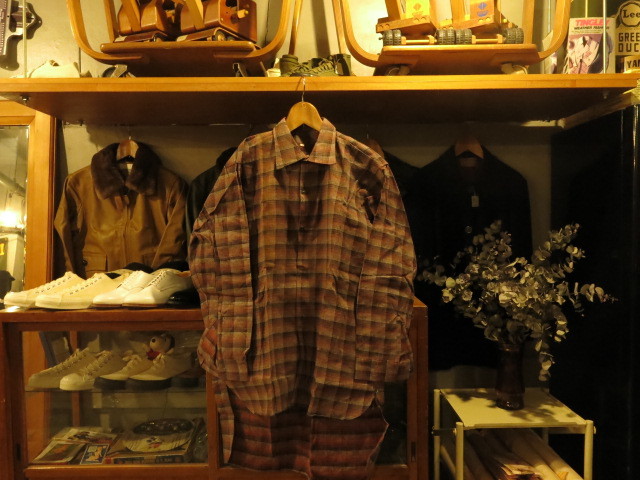 \"1940\'S FRENCH PRINT NEL SMOCK SHIRTS\"ってこんなこと。_c0140560_17161964.jpg
